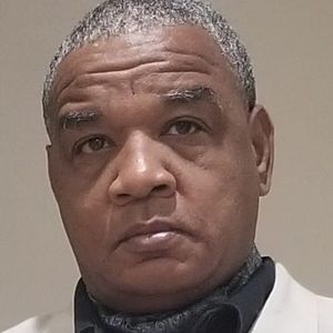 Meet your Posher, Alphonso